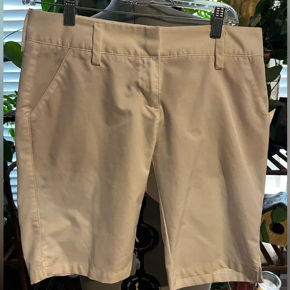 Adidas White Golf Shorts - Picture 2 of 4